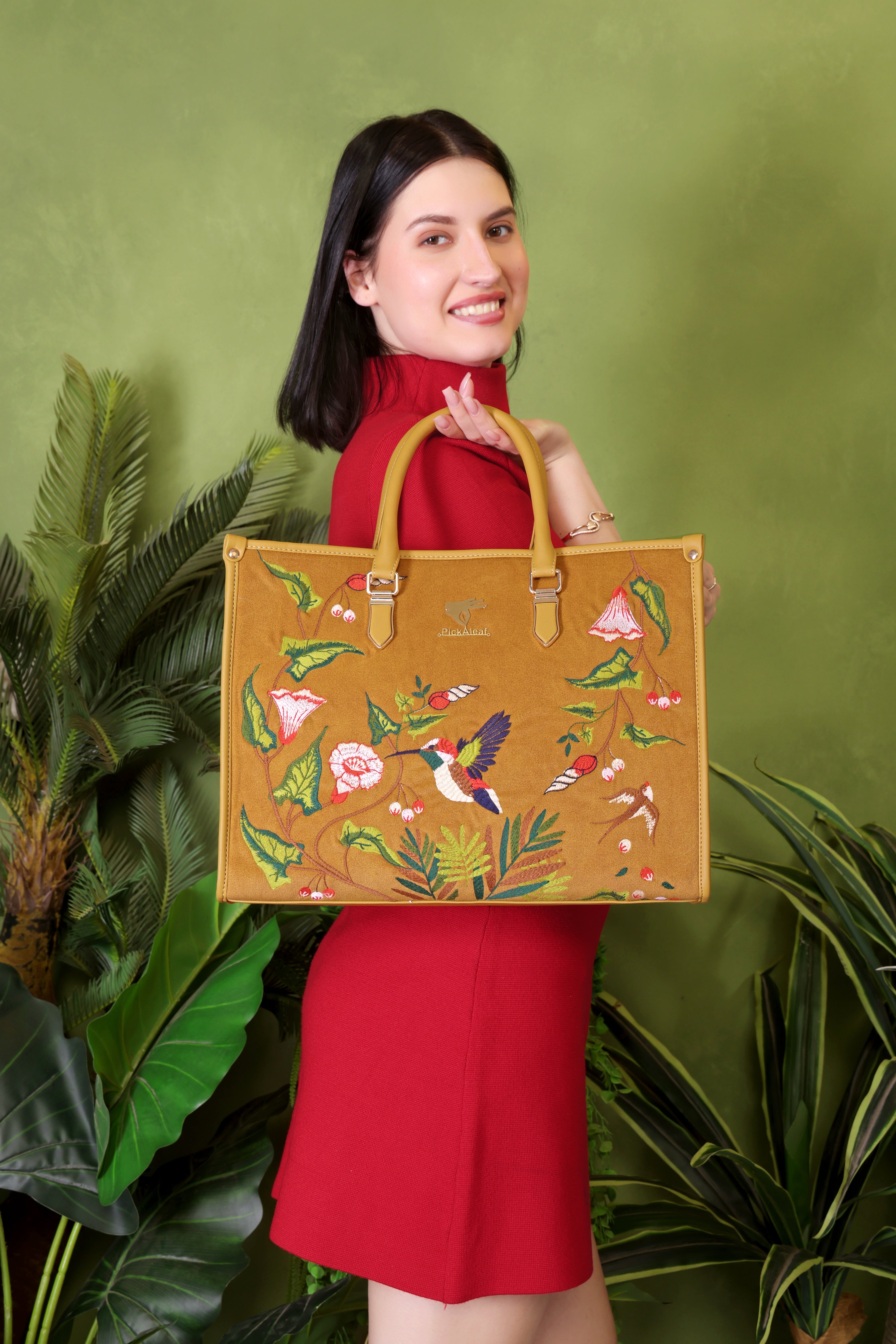 Gold Embroidery Flora Shoulder Bag